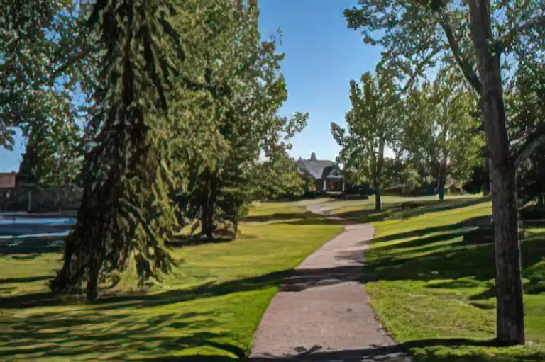shawnessy-neighbourhood-guide-team-hripko-real-estate-for-sale-calgary-alberta