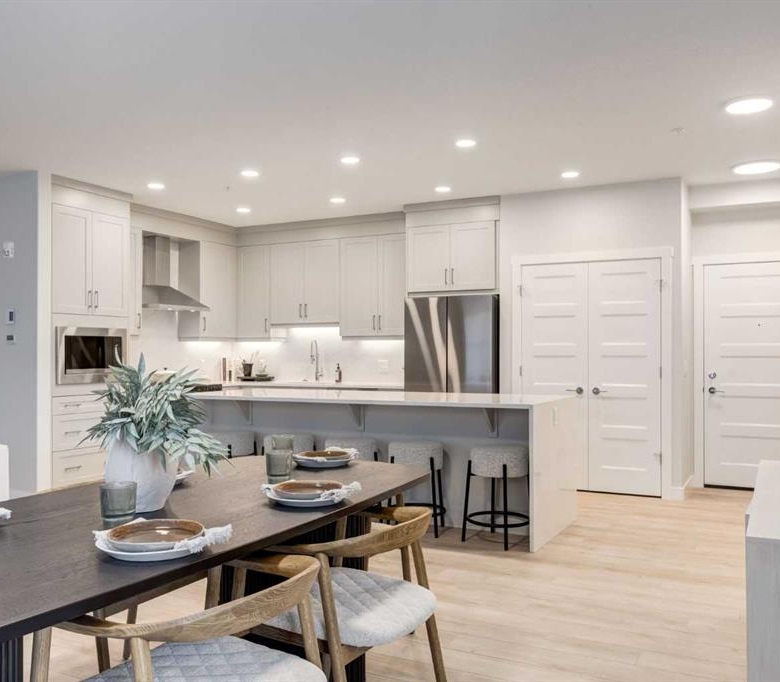 #203 175 Wolf Hollow Crescent SE, Calgary, Alberta, X0X 0X0