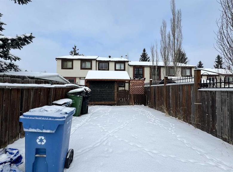 6551 Huntsbay Road NW, Calgary, Alberta, T2K5R3