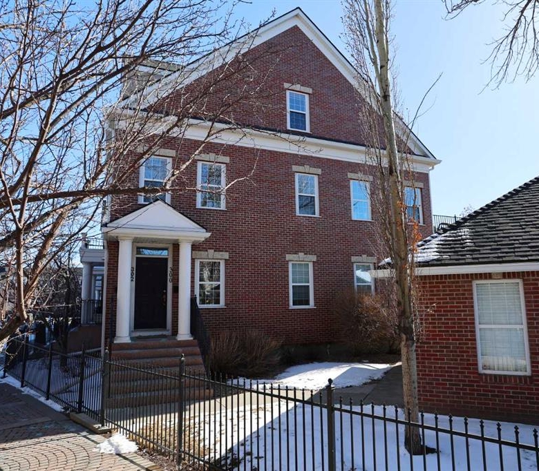 300 Garrison Square SW, Calgary, Alberta, T2T 6B3