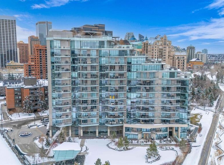 #907 738 1 Avenue SW, Calgary, Alberta, T2P5G8