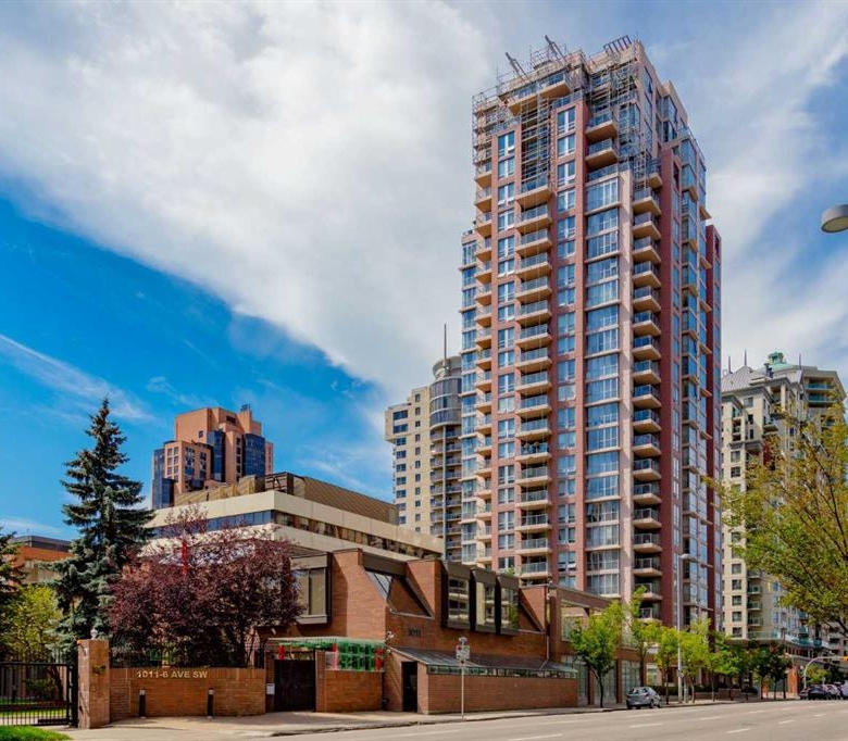 #604 650 10 Street SW, Calgary, Alberta, T2P 5G4