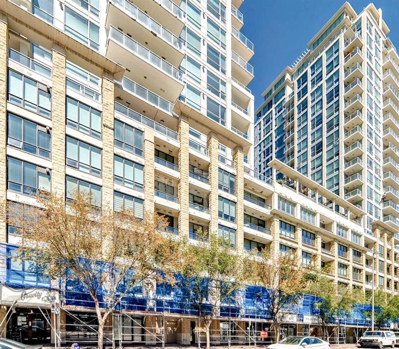 #521 222 Riverfront Avenue SW, Calgary, Alberta, T2P 0X2