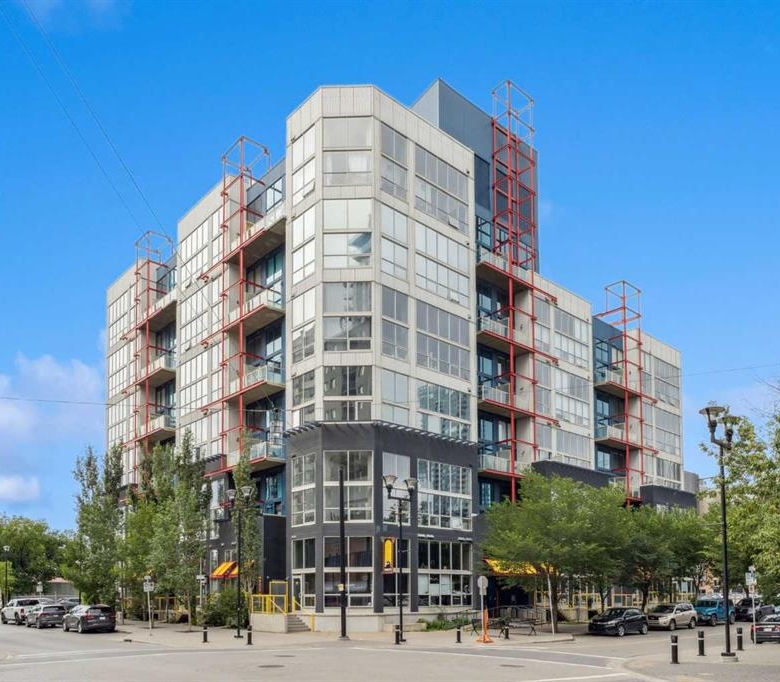 #613 535 8 Avenue SE, Calgary, Alberta, T2G 5S9