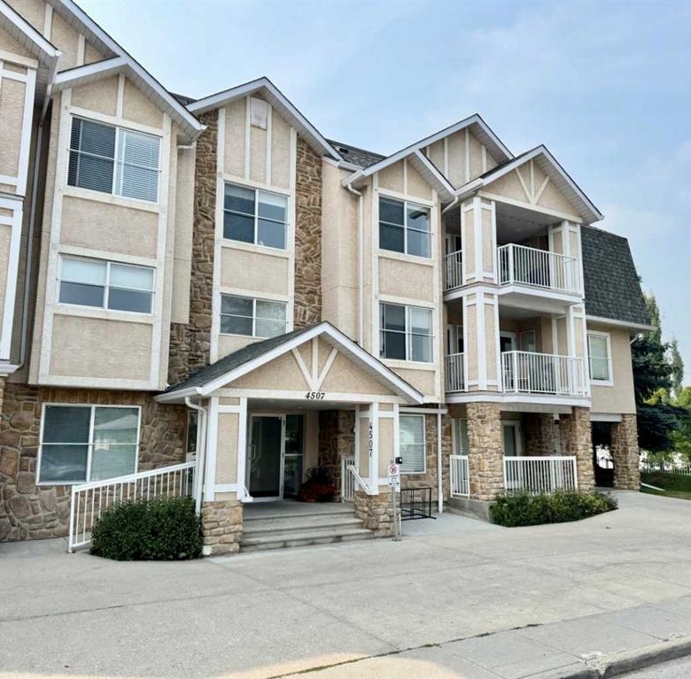 #210 4507 45 Street SW, Calgary, Alberta, T3E 6K7