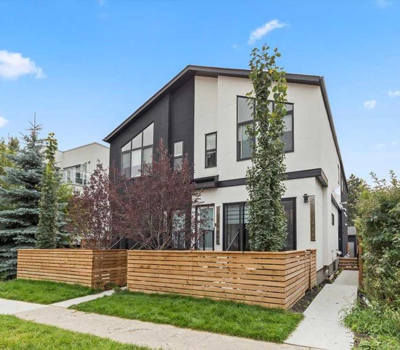 #4 1825 27 Avenue SW, Calgary, Alberta, T2T 1H2