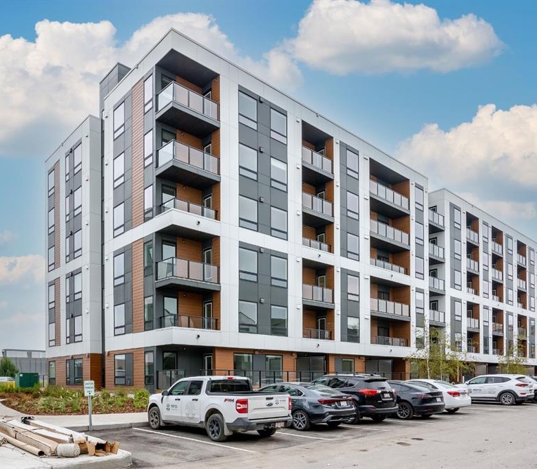 #2111 8500 19 Avenue SE, Calgary, Alberta, T2A 7W8