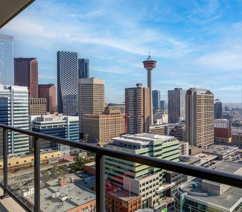 #2405 310 12 Avenue SW, Calgary, Alberta, T2R 1B5