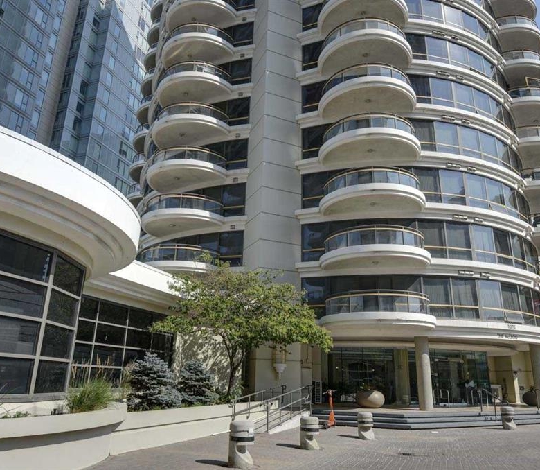 #2401 1078 6 Avenue SW, Calgary, Alberta, T2P 5N6