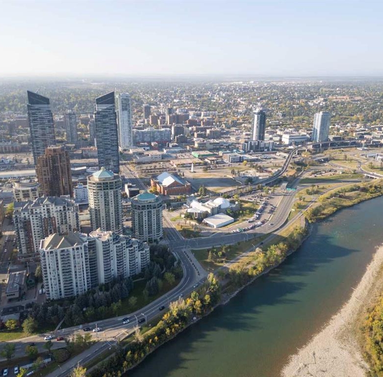 #210 1108 6 Avenue SW, Calgary, Alberta, T2P 5K1