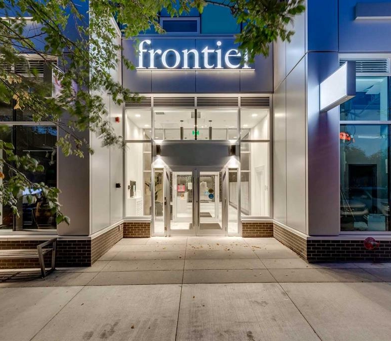 #306 1320 12 Avenue SW, Calgary, Alberta, T3C 3R6