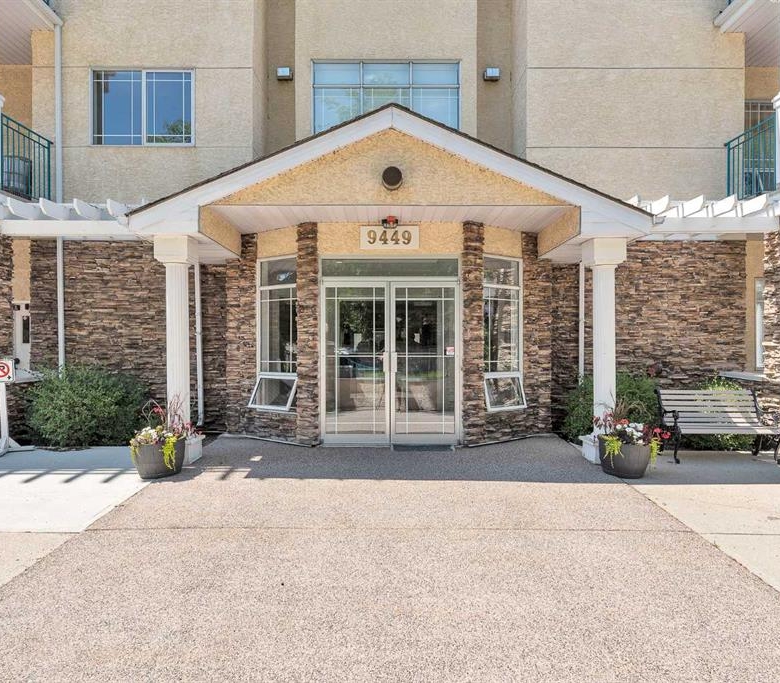 #108 9449 19 Street SW, Calgary, Alberta, T2V 5J8