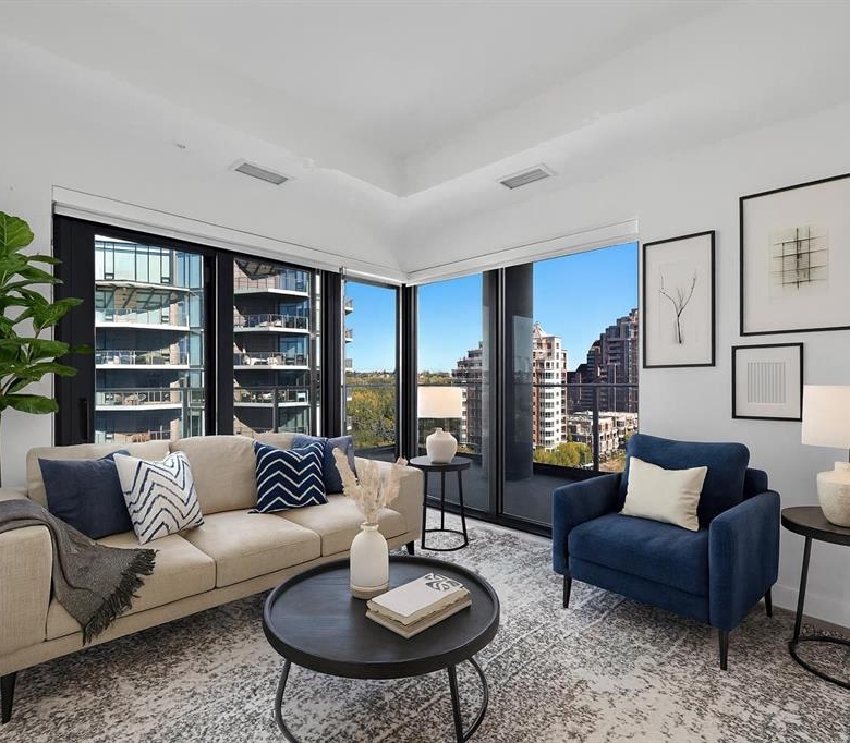 #1102 730 2 Avenue SW, Calgary, Alberta, T2P 1R8