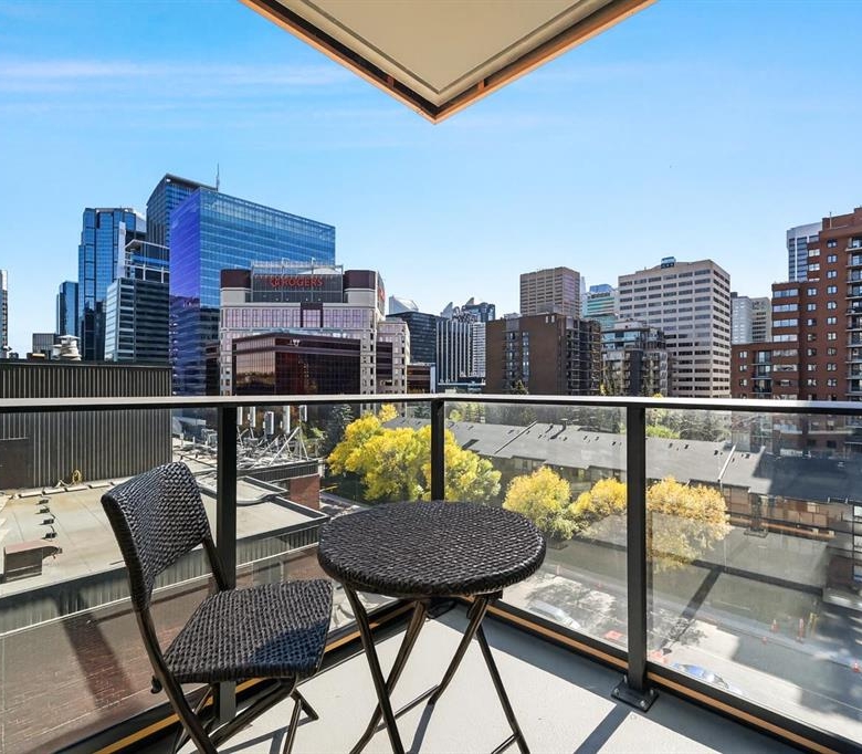 #704 730 2 Avenue SW, Calgary, Alberta, T2P 1R8