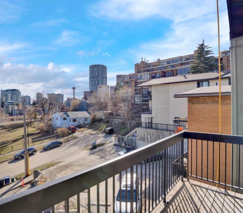 #402 409 1 Avenue NE, Calgary, Alberta, T2E0B3