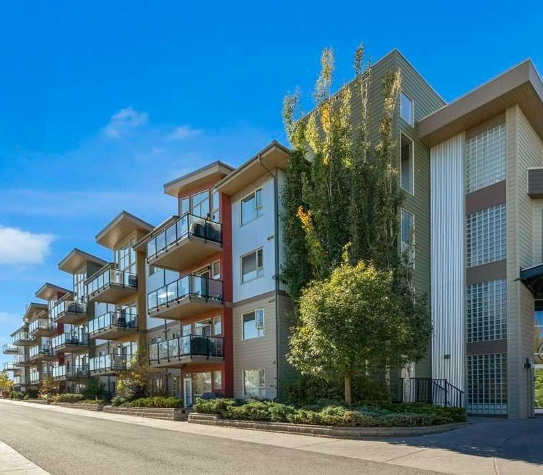 #425 4303 1 Street NE, Calgary, Alberta, T2E 7M3