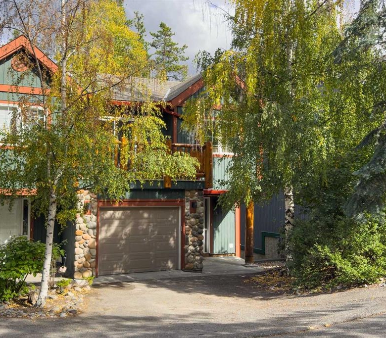 #13 1022 Rundleview Drive, Canmore, Alberta, T1W 2P2