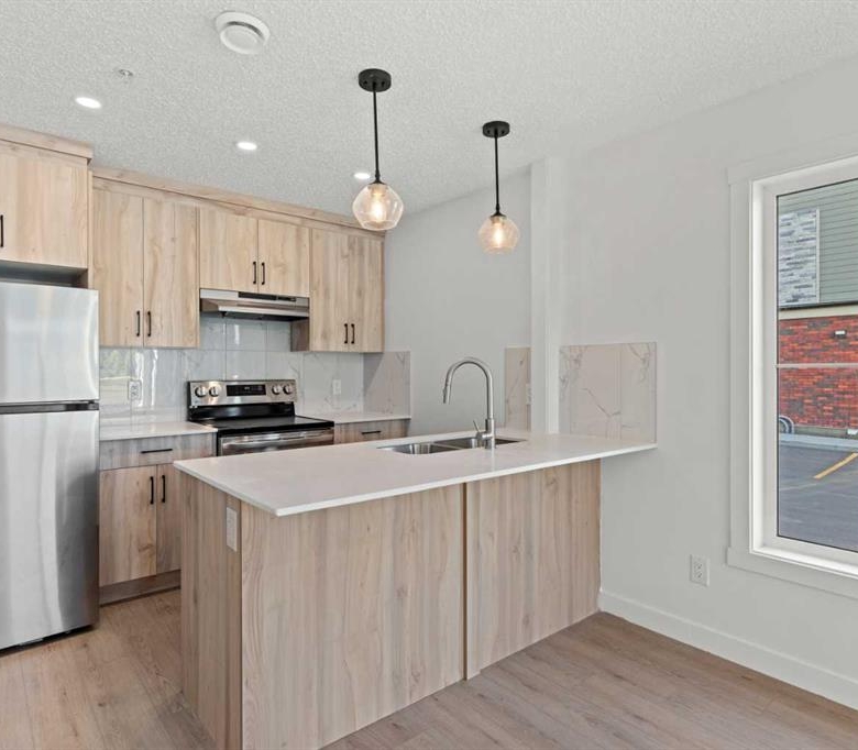 #109 156 Park Street, Cochrane, Alberta, T4C 2B8