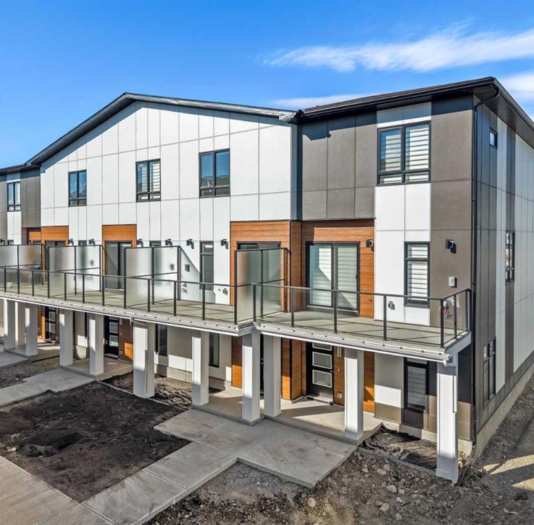 #116 8235 8 Avenue SW, Calgary, Alberta, T3H 6H2