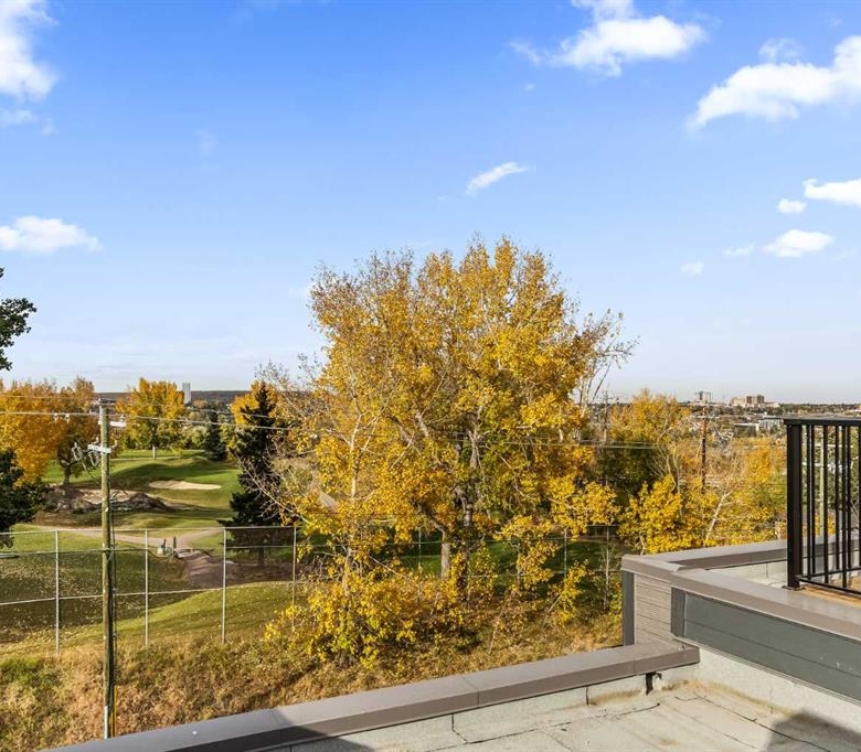 2509 Sovereign Crescent SW, Calgary, Alberta, T3C 3Y3