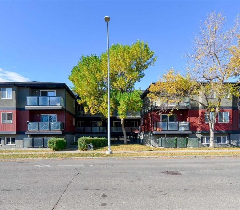 #203 1915 26 Street SW, Calgary, Alberta, T3E 2A2