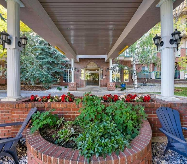 #215 200 Lincoln Way SW, Calgary, Alberta, T3E 7G7