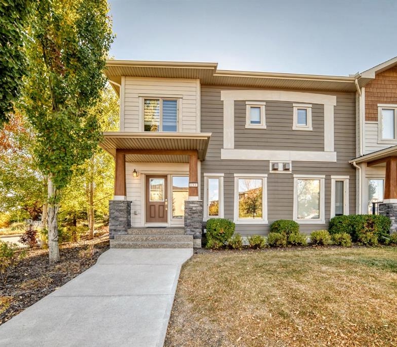 12 Cougar Ridge Landing SW, Calgary, Alberta, T3H 0X8