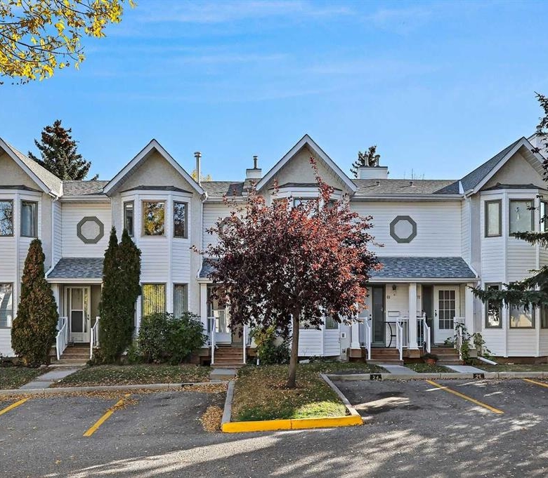 64 Abbeydale Villas NE, Calgary, Alberta, T2A 7P6