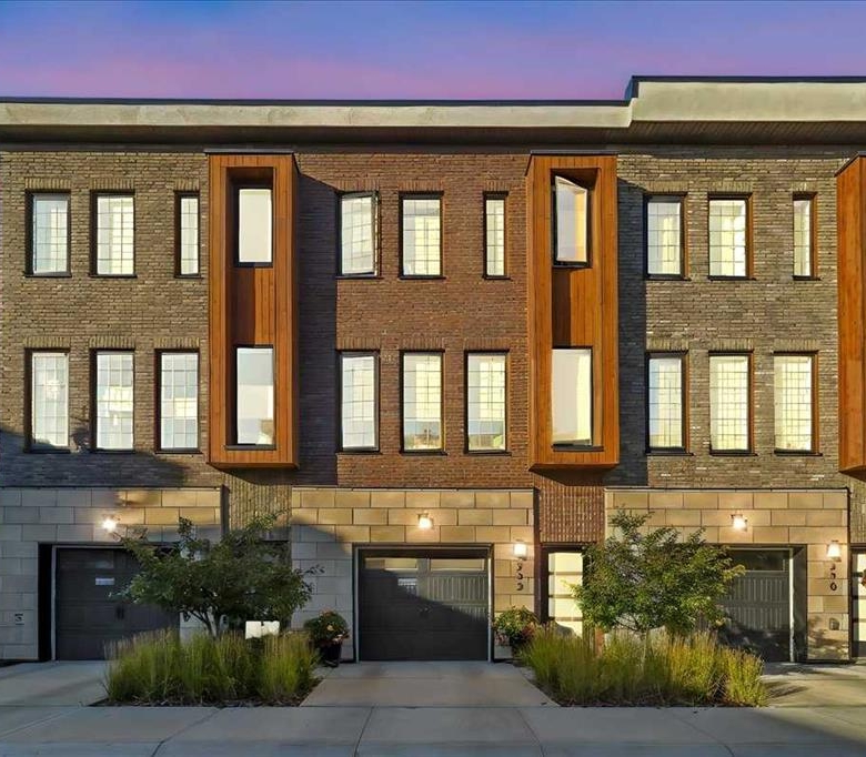 #232 81 Greenbriar Place NW, Calgary, Alberta, T3B 6J1