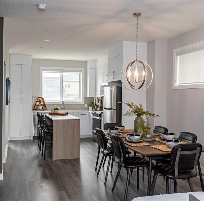 14430 15 Street NE, Calgary, Alberta, T3P 2T1