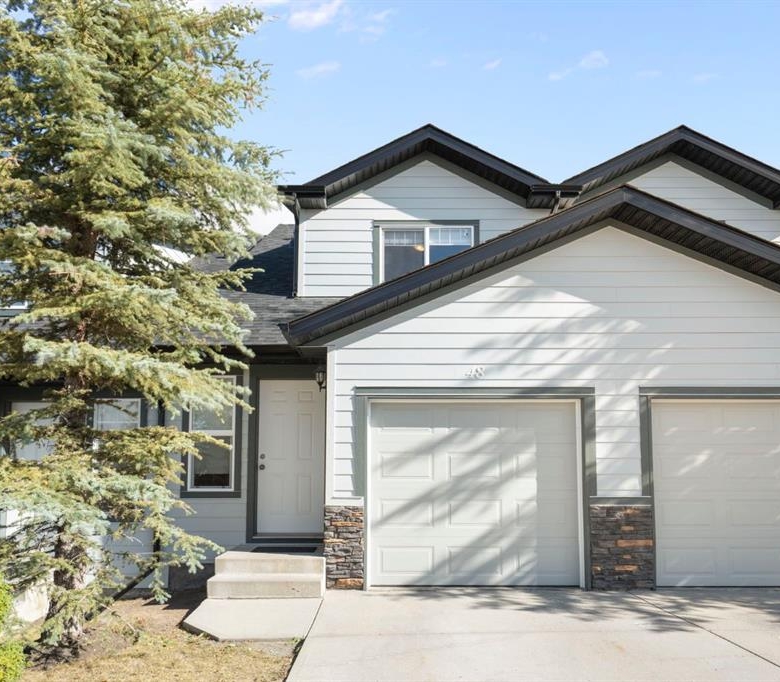 48 Panatella Villas NW, Calgary, Alberta, T3K 0G6