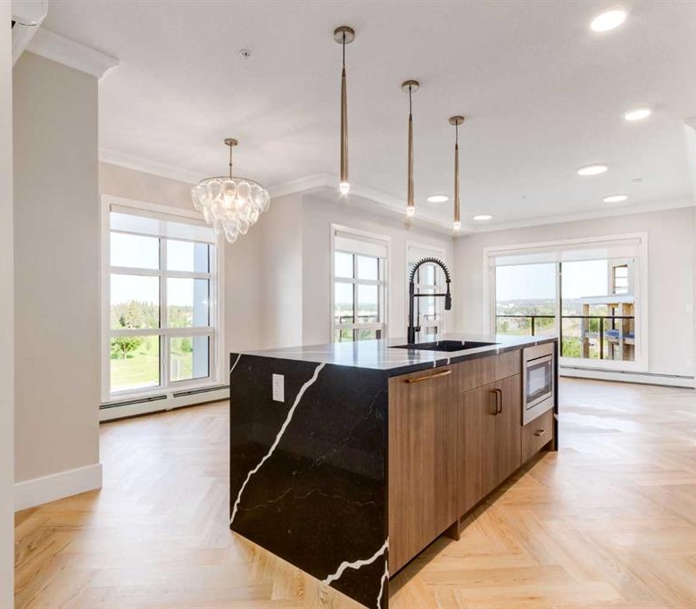 #103 330 Dieppe Drive SW, Calgary, Alberta, T3E2L4