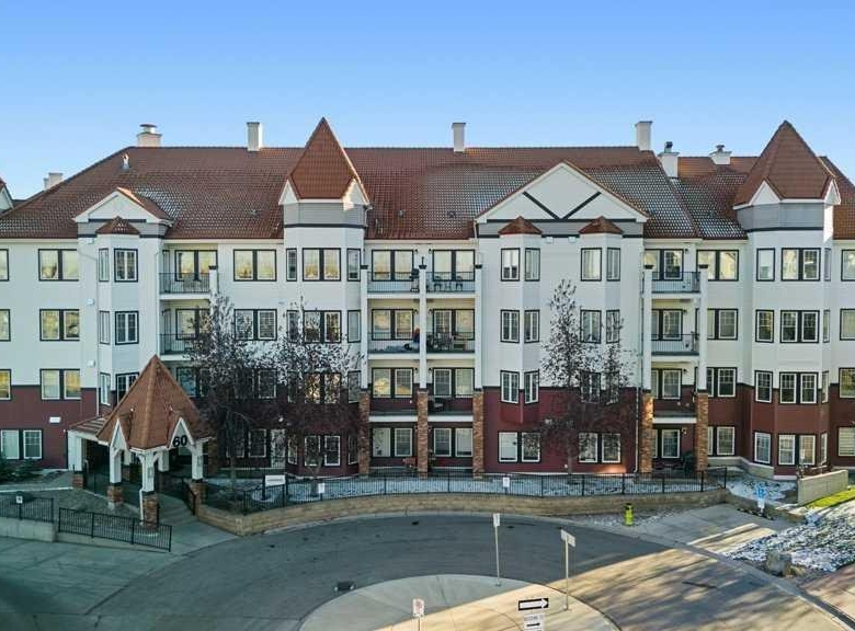 #240 60 Royal Oak Plaza NW, Calgary, Alberta, T3G 0A7