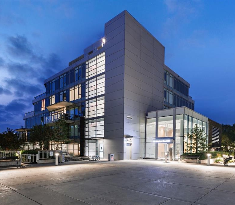 #104 128 Waterfront Court SW, Calgary, Alberta, T2P1K9