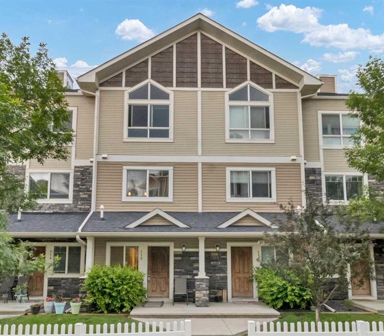 112 Skyview Ranch Gardens NE, Calgary, Alberta, T3N 0A9