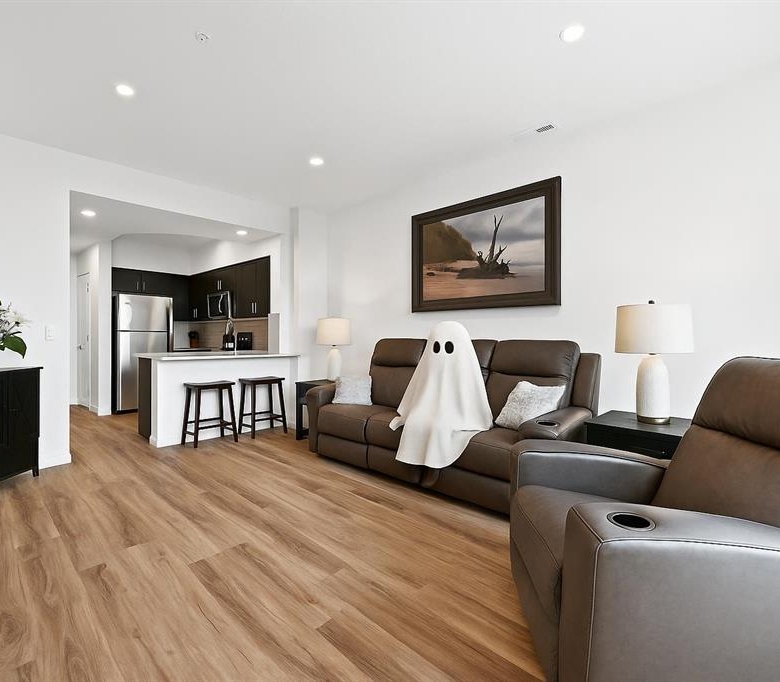 #13 108 Rockyledge View NW, Calgary, Alberta, T3G 5X2