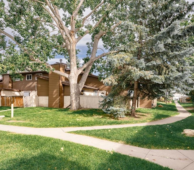 #223 5404 10 Avenue SE, Calgary, Alberta, T2A 5G4