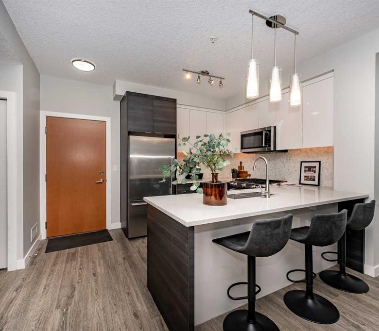 #3301 95 Burma Star Road SW, Calgary, Alberta, T3E 8A9