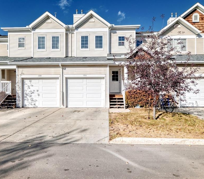 104 Country Village Lane NE, Calgary, Alberta, T3K 0E8