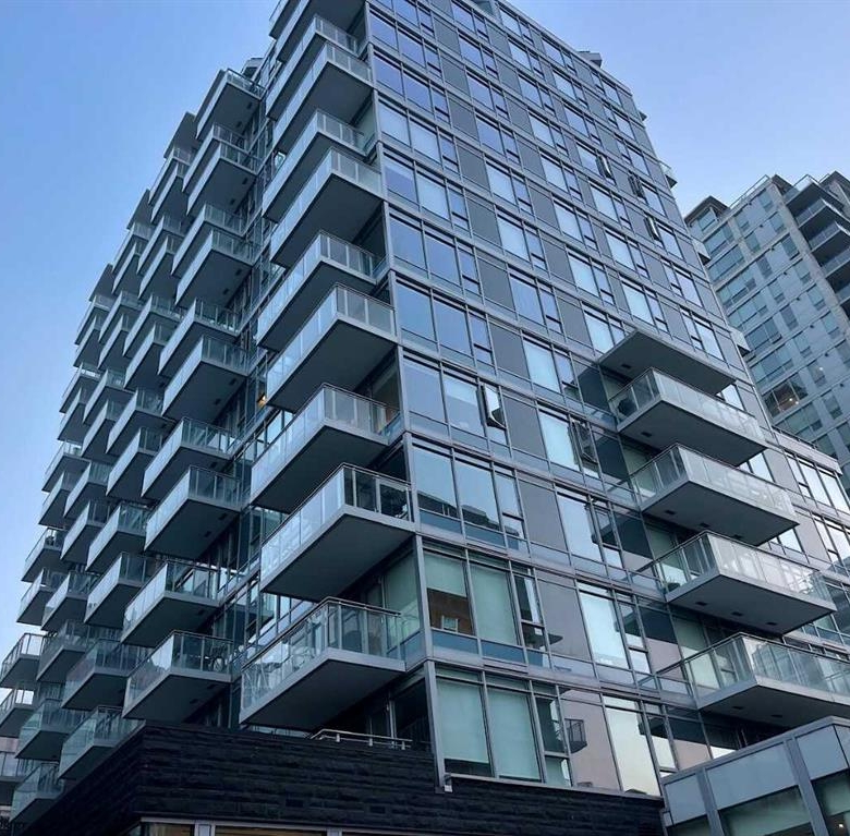 #703 108 Waterfront Court SW, Calgary, Alberta, T2P 1K7