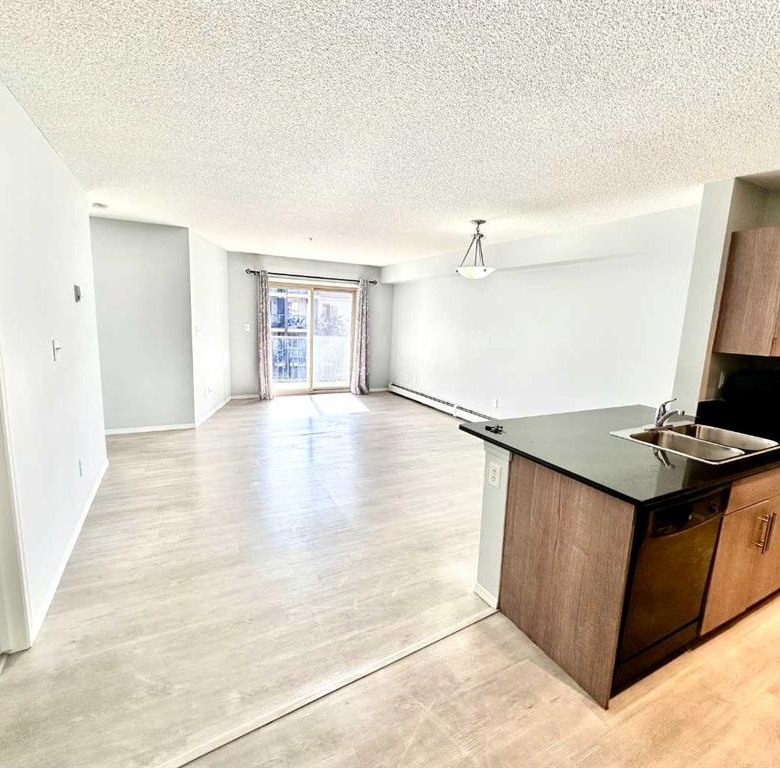 #321 7110 80 Avenue NE, Calgary, Alberta, T3J 0N4