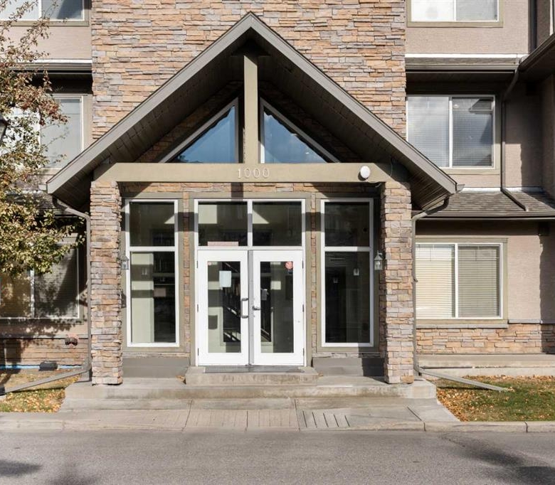 #1111 211 Aspen Stone Boulevard SW, Calgary, Alberta, T3H 0K1