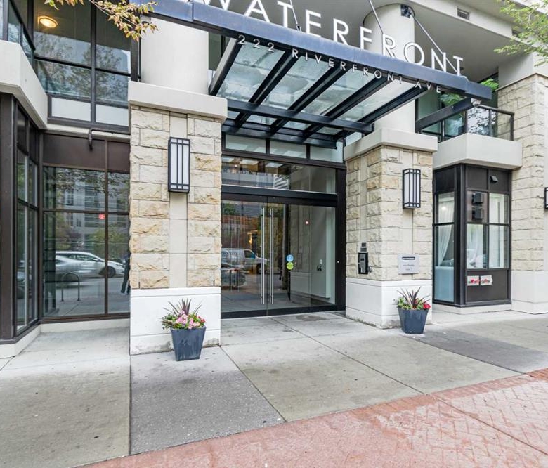 #336 222 Riverfront Avenue SW, Calgary, Alberta, T2P 4V9